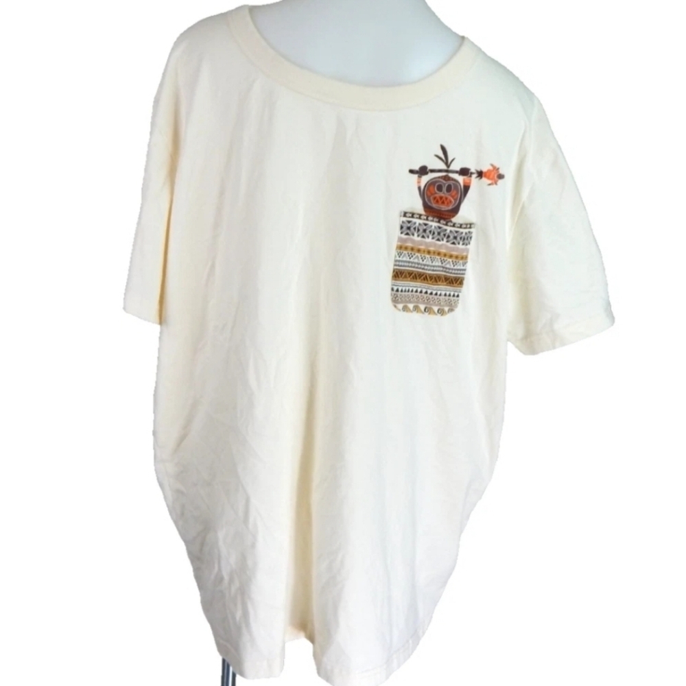 Disney‎ Aulani Kakamora Graphic Tee